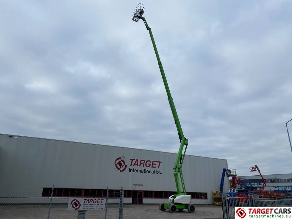 Niftylift HR28 HyBrid Articulated 4x4 Boom Work Lift 2800cm - Zglobna platforma: slika 5 Niftylift HR28 HyBrid Articulated 4x4 Boom Work Lift 2800cm - Zglobna platforma: slika 5