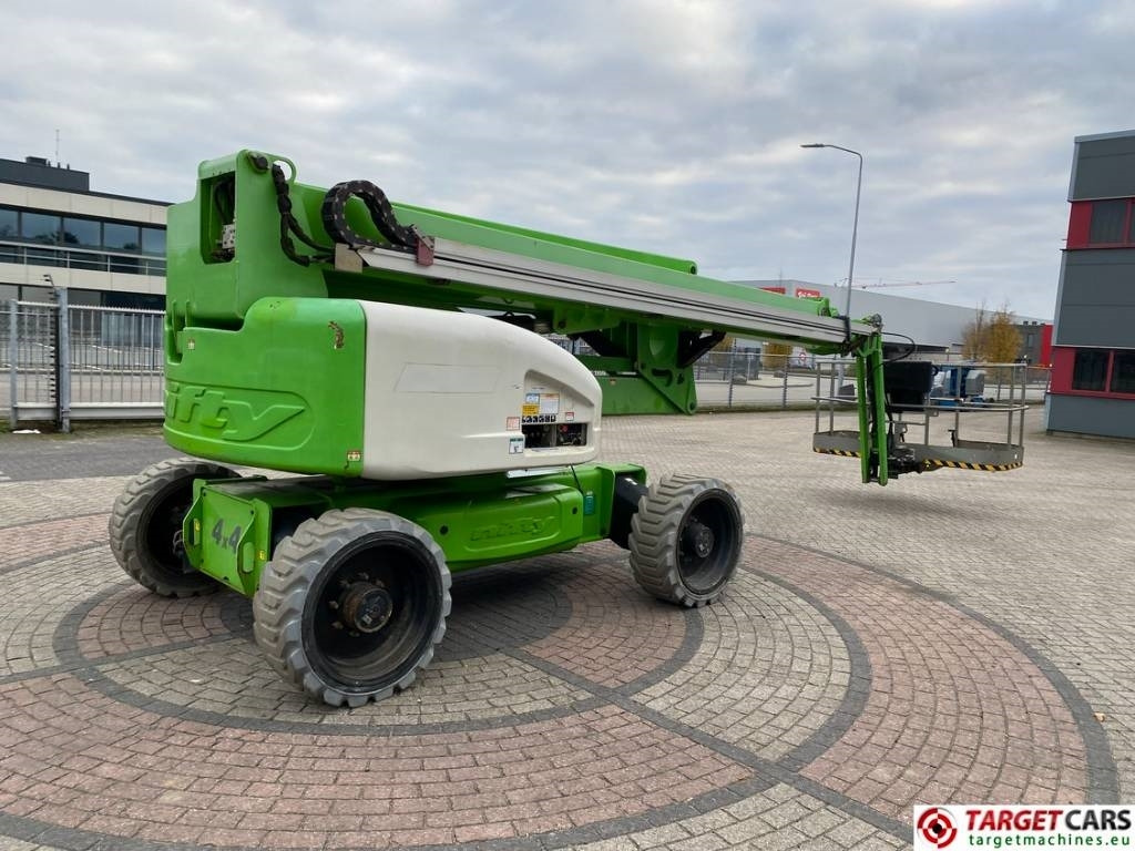 Niftylift HR28 HyBrid Articulated 4x4 Boom Work Lift 2800cm - Zglobna platforma: slika 3 Niftylift HR28 HyBrid Articulated 4x4 Boom Work Lift 2800cm - Zglobna platforma: slika 3