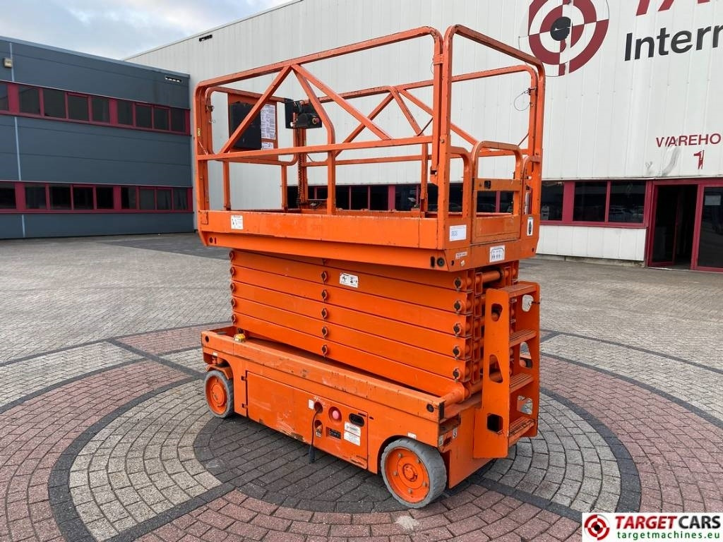 PB Lifttechnik S140-12EC Electric Scissor Work Lift 1380cm - Lift u obliku makaza: slika 4 PB Lifttechnik S140-12EC Electric Scissor Work Lift 1380cm - Lift u obliku makaza: slika 4