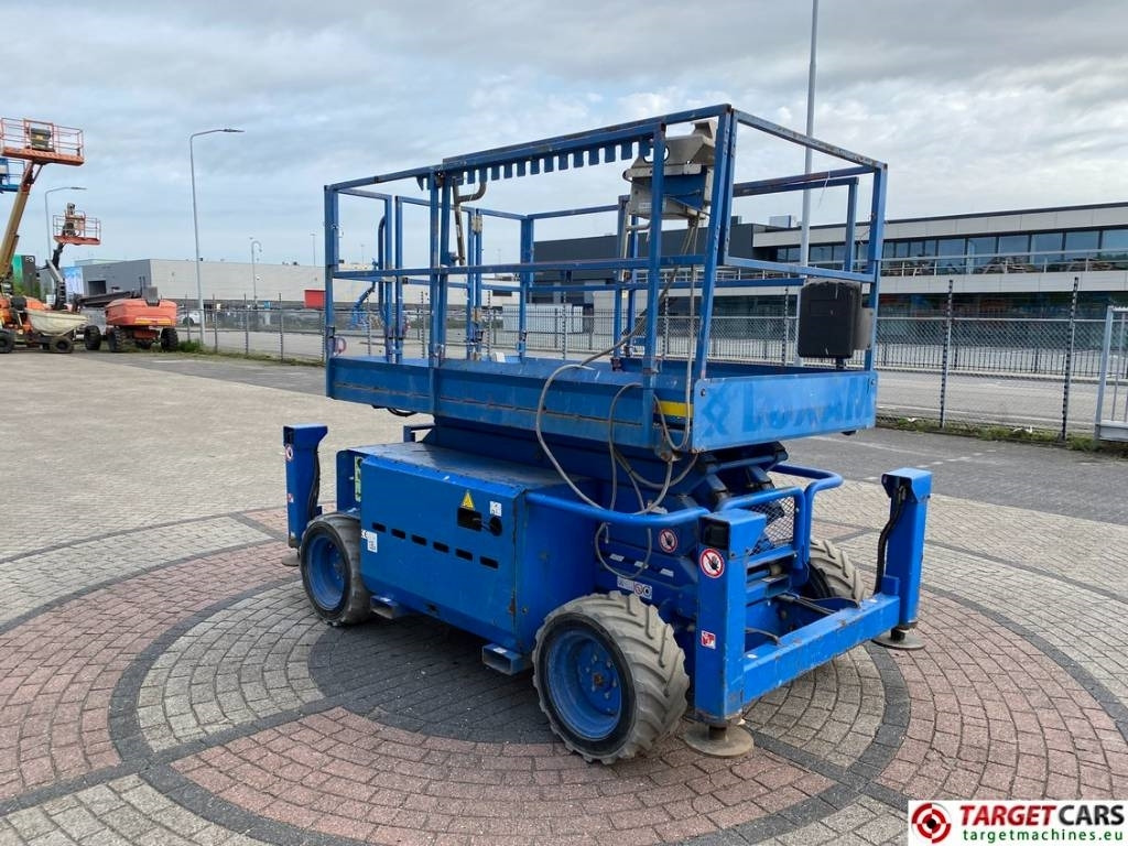 SkyJack SJ6832 RTE HyBrid 4x4 Scissor Work Lift 1175cm - Lift u obliku makaza: slika 2 SkyJack SJ6832 RTE HyBrid 4x4 Scissor Work Lift 1175cm - Lift u obliku makaza: slika 2
