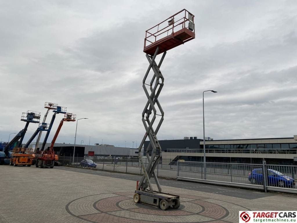 Lift u obliku makaza SkyJack SJIII-3226 Electric Scissor Work Lift 990cm: slika 7