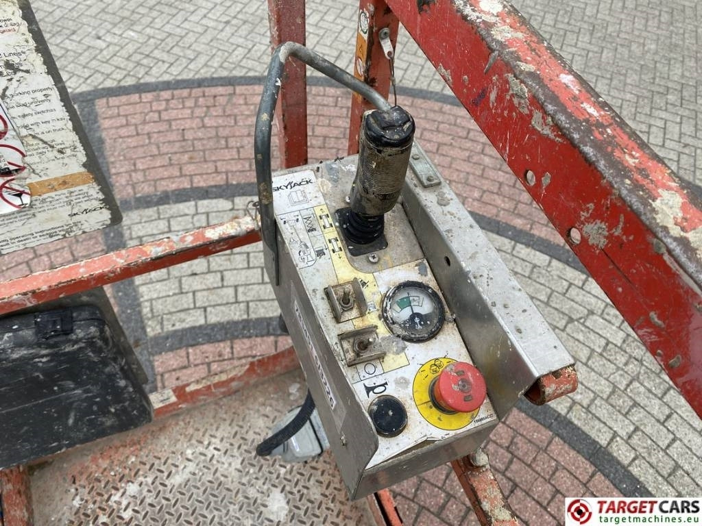 Lift u obliku makaza SkyJack SJIII-3226 Electric Scissor Work Lift 990cm: slika 9