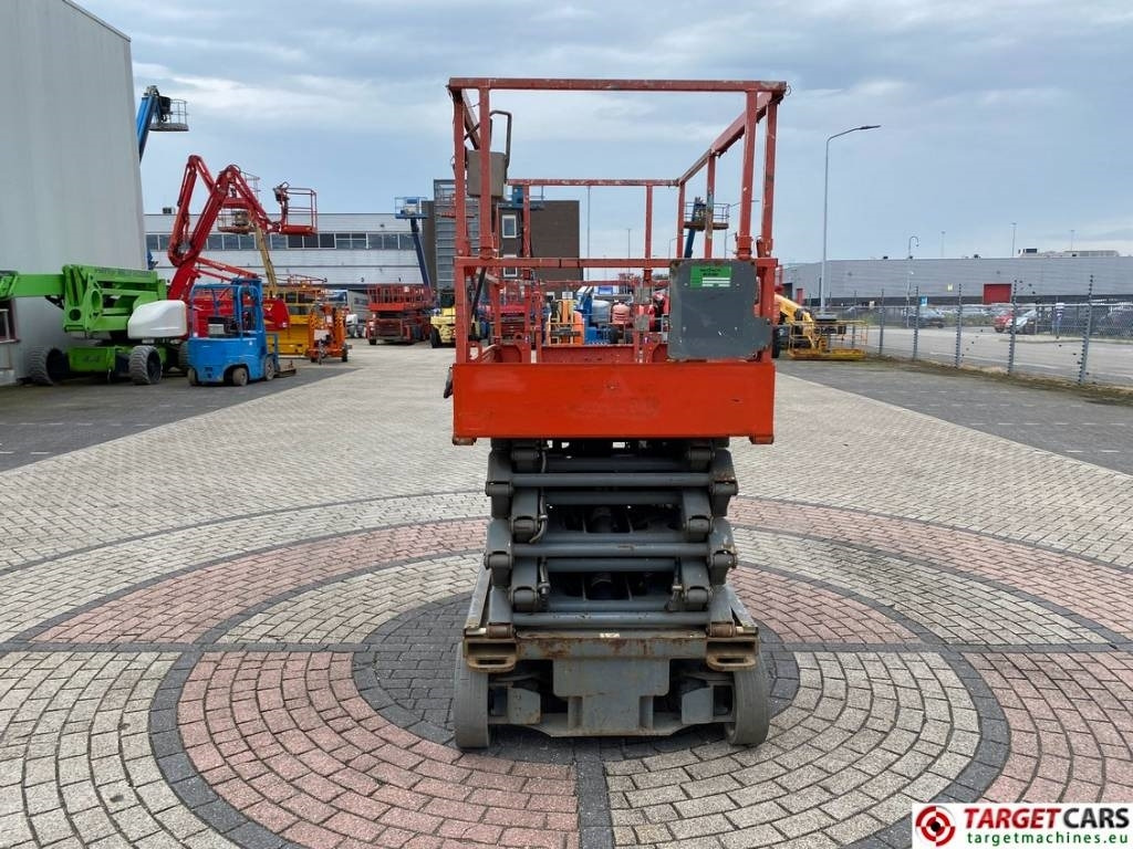 Lift u obliku makaza SkyJack SJIII-4740 Electric Scissor Work Lift 1380cm: slika 27 Lift u obliku makaza SkyJack SJIII-4740 Electric Scissor Work Lift 1380cm: slika 27