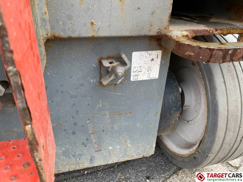 Lift u obliku makaza SkyJack SJIII-4740 Electric Scissor Work Lift 1380cm: slika 26 Lift u obliku makaza SkyJack SJIII-4740 Electric Scissor Work Lift 1380cm: slika 26