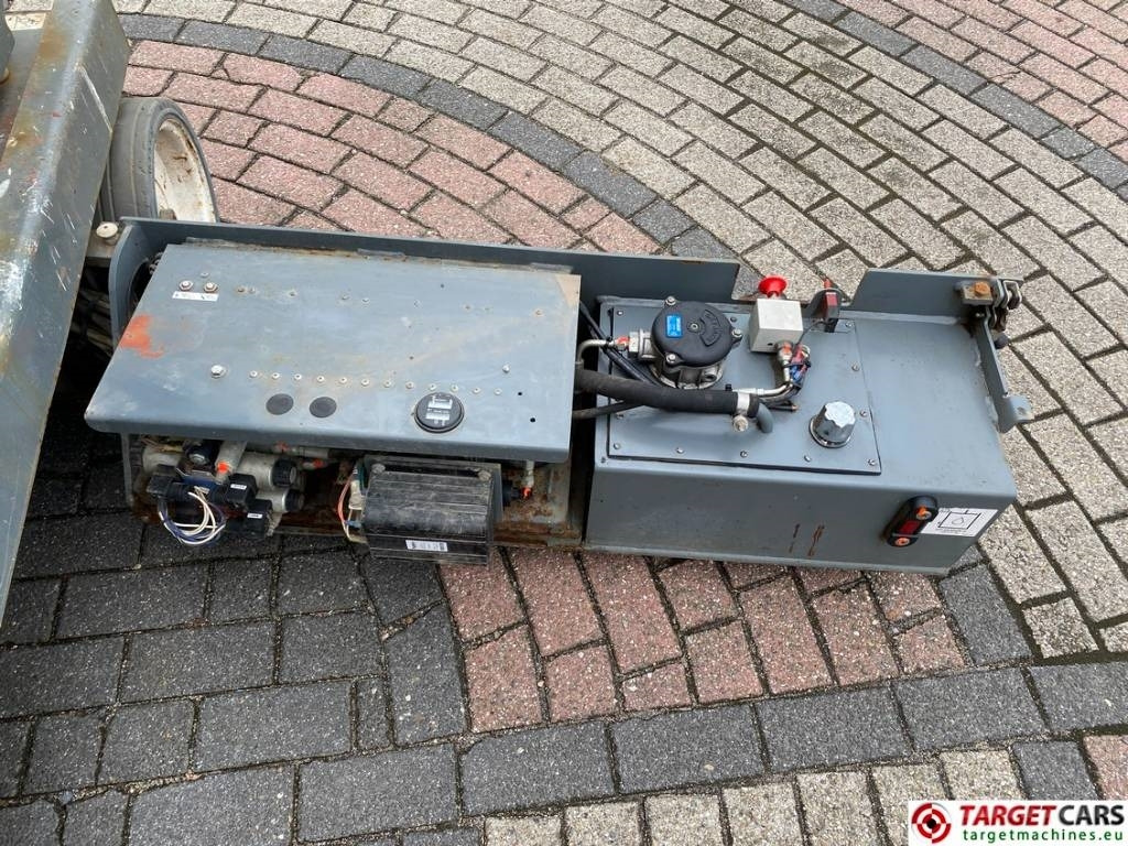 Lift u obliku makaza SkyJack SJIII-4740 Electric Scissor Work Lift 1380cm: slika 12 Lift u obliku makaza SkyJack SJIII-4740 Electric Scissor Work Lift 1380cm: slika 12