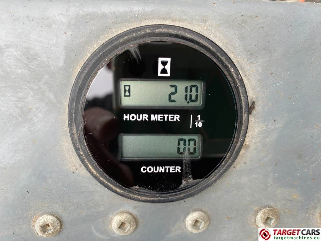 Lift u obliku makaza SkyJack SJIII-4740 Electric Scissor Work Lift 1380cm: slika 13 Lift u obliku makaza SkyJack SJIII-4740 Electric Scissor Work Lift 1380cm: slika 13