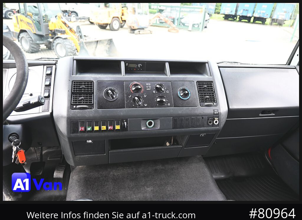 MAN MAN LE 8.180 Pritsche Doka, Automatik, AHK, 6-Sitzer - Dostavno vozilo s ravnom platformom, Dostavno vozilo sa duplom kabinom: slika 5 MAN MAN LE 8.180 Pritsche Doka, Automatik, AHK, 6-Sitzer - Dostavno vozilo s ravnom platformom, Dostavno vozilo sa duplom kabinom: slika 5