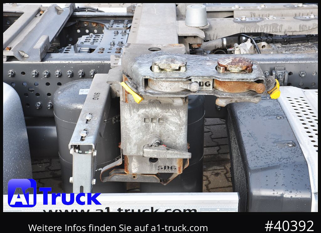 MERCEDES-BENZ 2545, BigSpace Multiwechsler  BDF 7.45-7.82, - Kamion za prevoz kontejnera/ Kamion sa promenjivim sandukom: slika 2 MERCEDES-BENZ 2545, BigSpace Multiwechsler  BDF 7.45-7.82, - Kamion za prevoz kontejnera/ Kamion sa promenjivim sandukom: slika 2