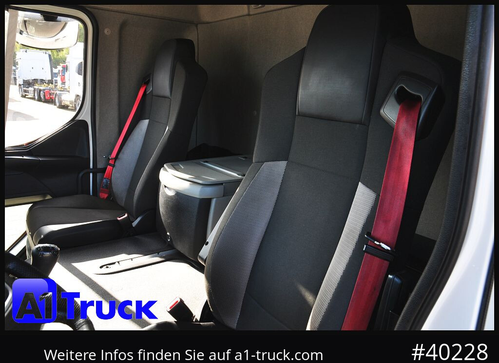 RENAULT D 280, 4x2, Ladebordwand, LBW, TÜV 06/2026 - Kamion sa ceradom: slika 3 RENAULT D 280, 4x2, Ladebordwand, LBW, TÜV 06/2026 - Kamion sa ceradom: slika 3