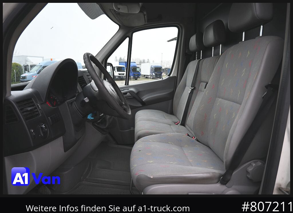 VOLKSWAGEN Crafter 35 L2H2 Kastenwagen, Klima, AHK - Furgon: slika 3 VOLKSWAGEN Crafter 35 L2H2 Kastenwagen, Klima, AHK - Furgon: slika 3
