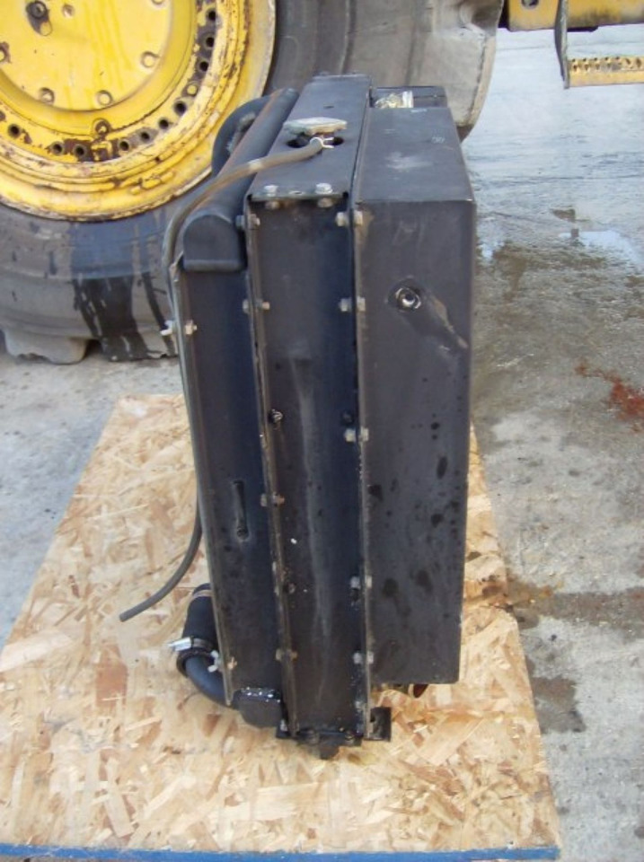Caterpillar 317 NVA RADIATORE ACQUA - Radijator za Građevinska mašina: slika 3 Caterpillar 317 NVA RADIATORE ACQUA - Radijator za Građevinska mašina: slika 3