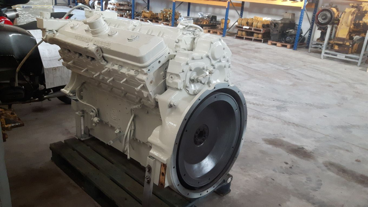 DETROIT DIESEL 12V71 MOTORE REVISIONATO (ENGINE NO. 71237406).COMPLETO DI N. 2 TURBO E VENTOLA. - Motor za Građevinska mašina: slika 2 DETROIT DIESEL 12V71 MOTORE REVISIONATO (ENGINE NO. 71237406).COMPLETO DI N. 2 TURBO E VENTOLA. - Motor za Građevinska mašina: slika 2