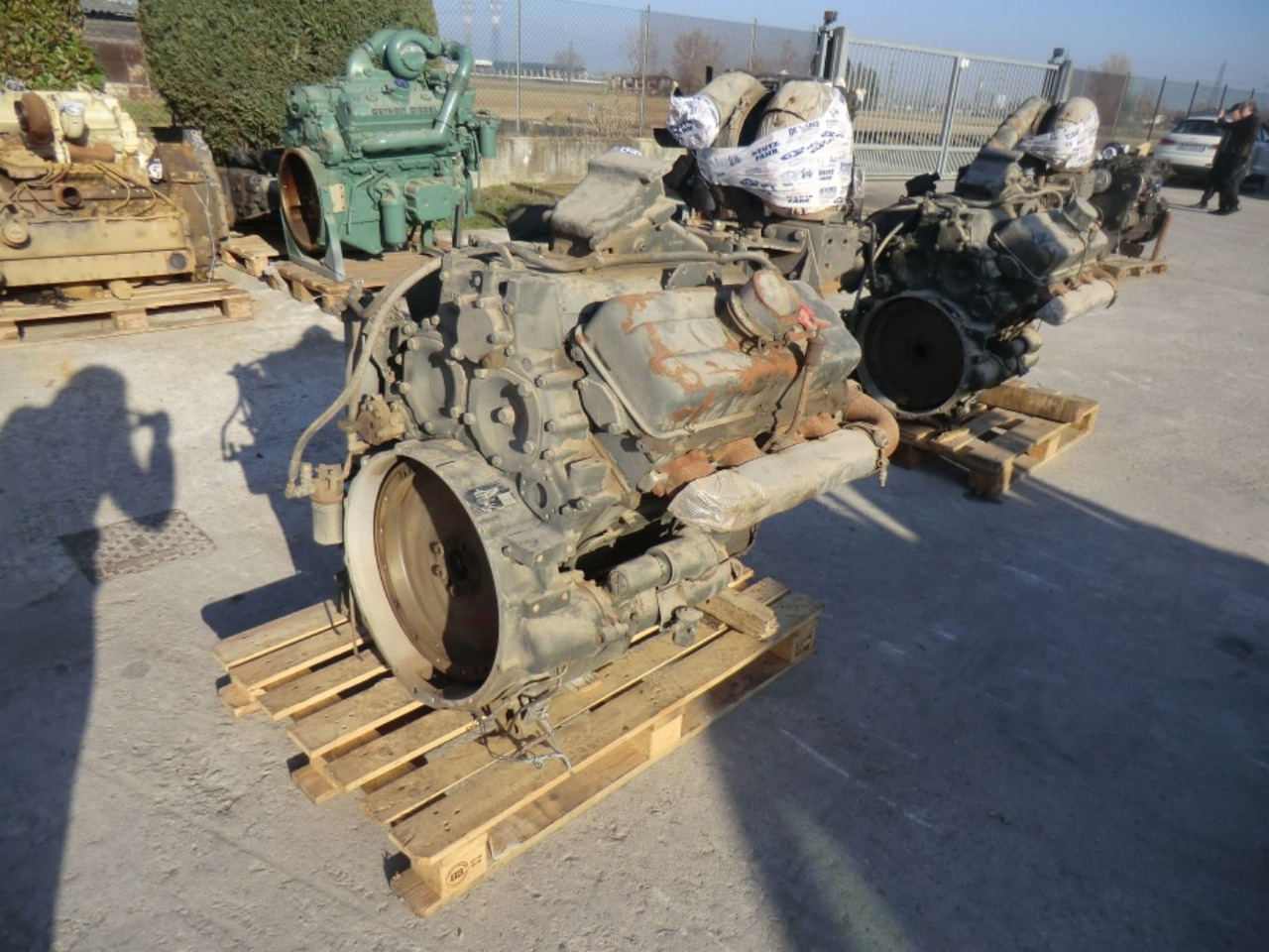 DETROIT DIESEL 8V53 MOTORE MARINO USATO COMPLETO DI TURBO E MOTORINO DI AVVIAMENTO. - Motor za Građevinska mašina: slika 3 DETROIT DIESEL 8V53 MOTORE MARINO USATO COMPLETO DI TURBO E MOTORINO DI AVVIAMENTO. - Motor za Građevinska mašina: slika 3