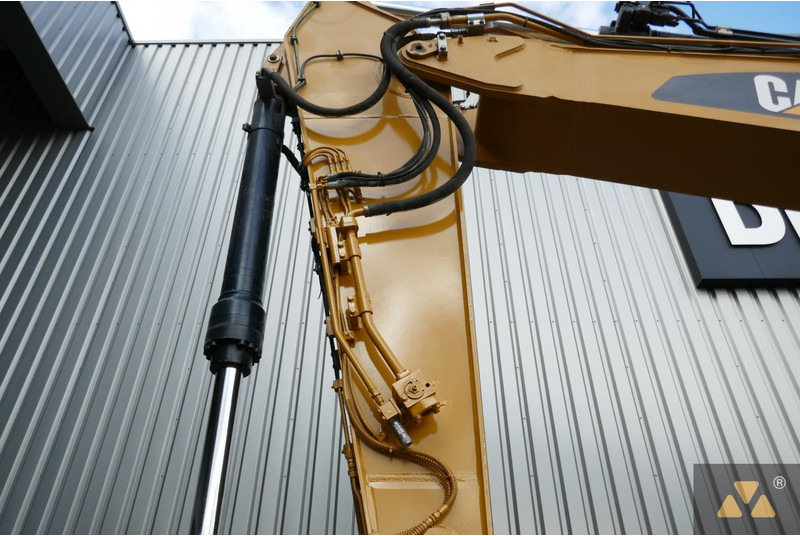 Bager guseničar Caterpillar 330FL: slika 12