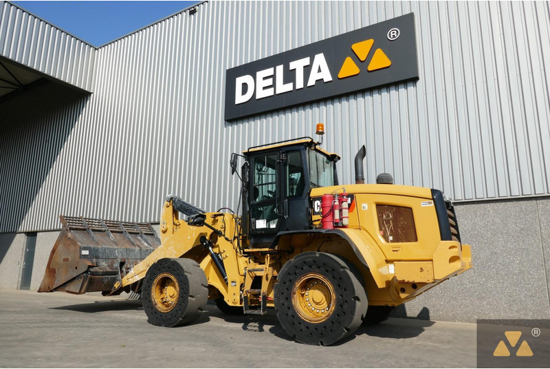 Caterpillar 938M - Utovarivač točkaš: slika 4 Caterpillar 938M - Utovarivač točkaš: slika 4