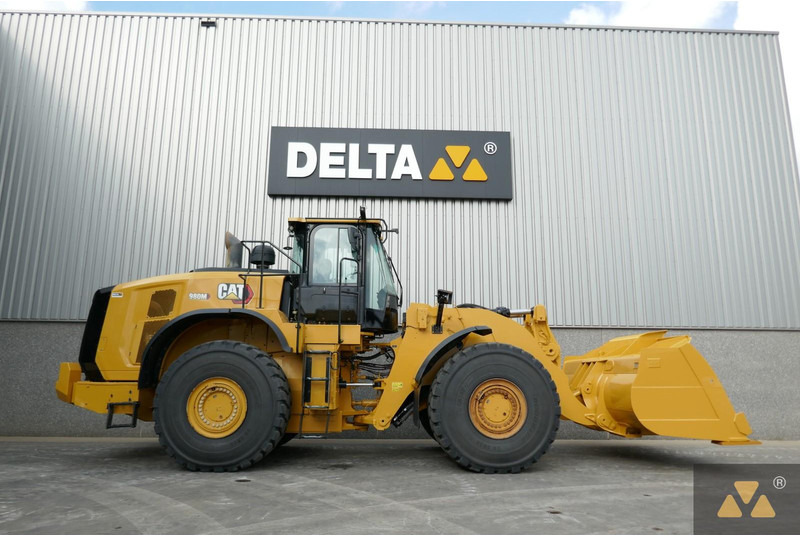 Caterpillar 980M - Utovarivač točkaš: slika 2 Caterpillar 980M - Utovarivač točkaš: slika 2