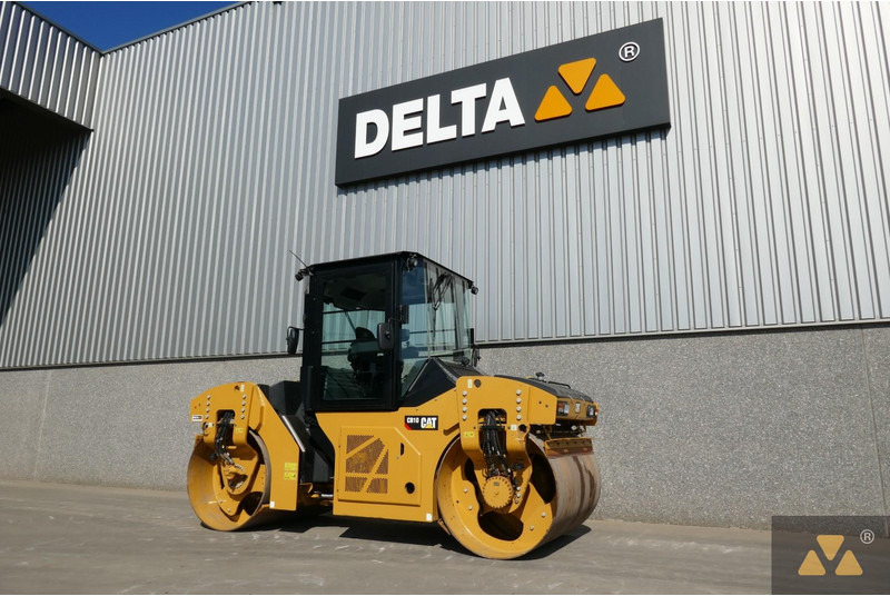 Caterpillar CB10 - Valjak: slika 3 Caterpillar CB10 - Valjak: slika 3