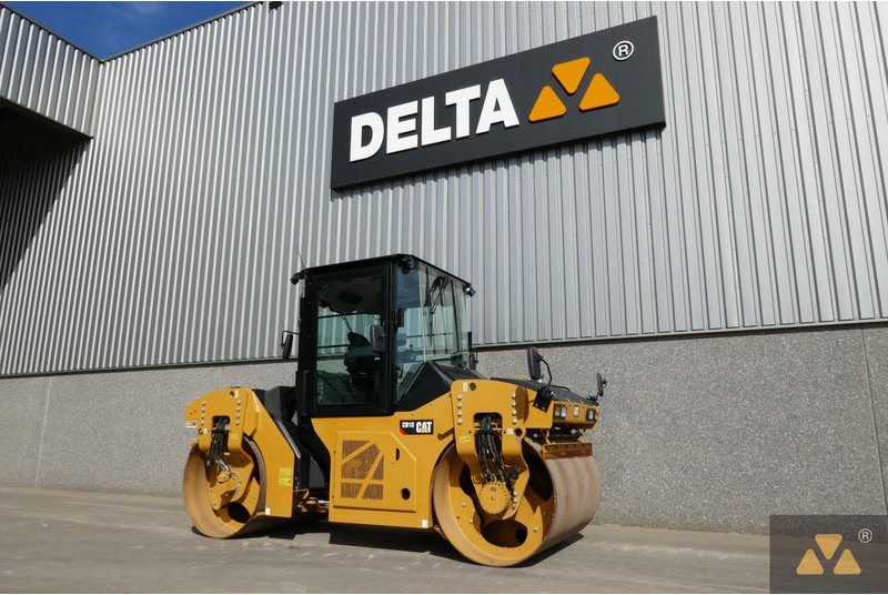 Caterpillar CB10 - Valjak: slika 3 Caterpillar CB10 - Valjak: slika 3