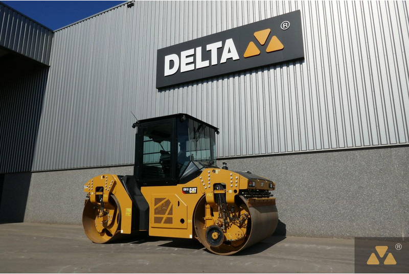 Caterpillar CB13 - Valjak: slika 3 Caterpillar CB13 - Valjak: slika 3