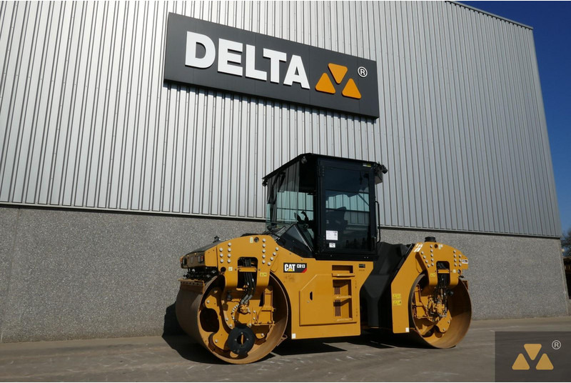 Caterpillar CB13 - Valjak: slika 4 Caterpillar CB13 - Valjak: slika 4