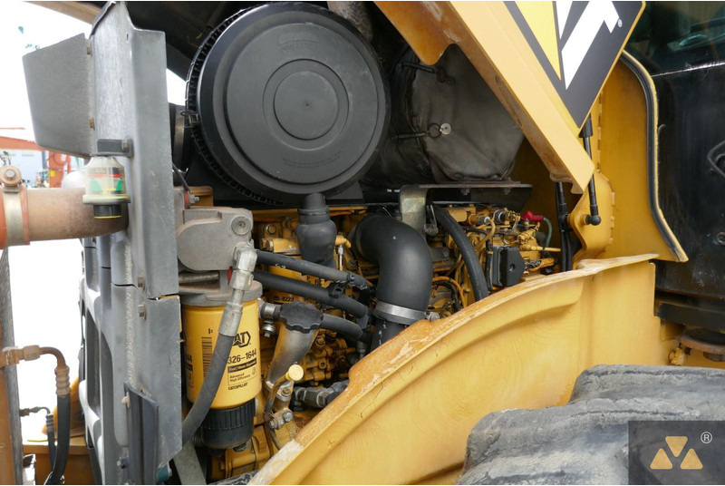 Valjak Caterpillar CP76: slika 15