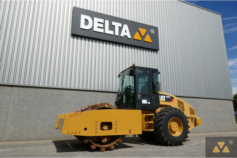 Caterpillar CP76 - Valjak: slika 4 Caterpillar CP76 - Valjak: slika 4