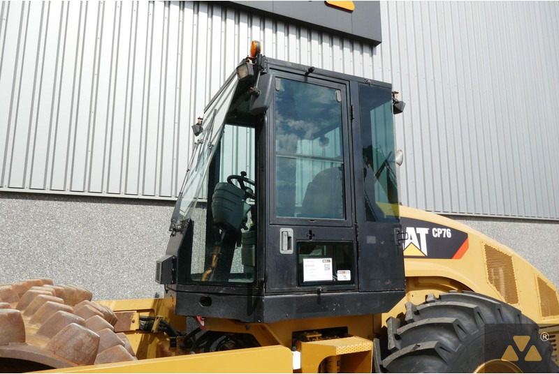 Valjak Caterpillar CP76: slika 9