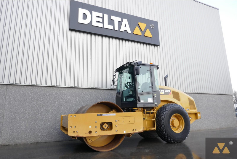 Caterpillar CS64B - Valjak: slika 4 Caterpillar CS64B - Valjak: slika 4