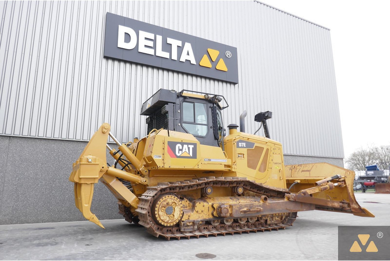 Caterpillar D7E - Buldožer: slika 5 Caterpillar D7E - Buldožer: slika 5