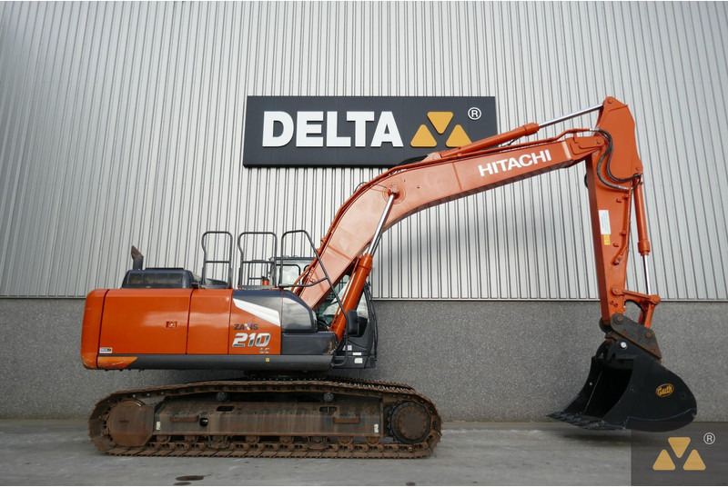 Hitachi ZX210LC-7 - Bager guseničar: slika 2 Hitachi ZX210LC-7 - Bager guseničar: slika 2