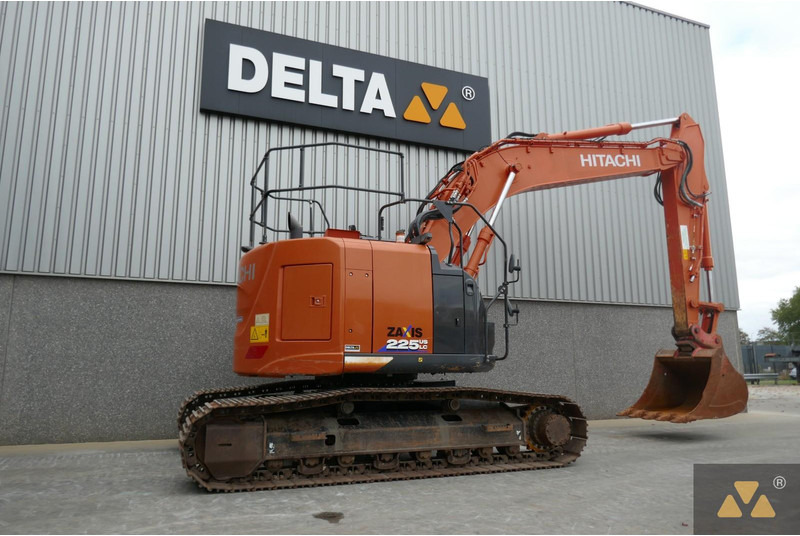 Hitachi ZX225USLC-6 - Bager guseničar: slika 5 Hitachi ZX225USLC-6 - Bager guseničar: slika 5