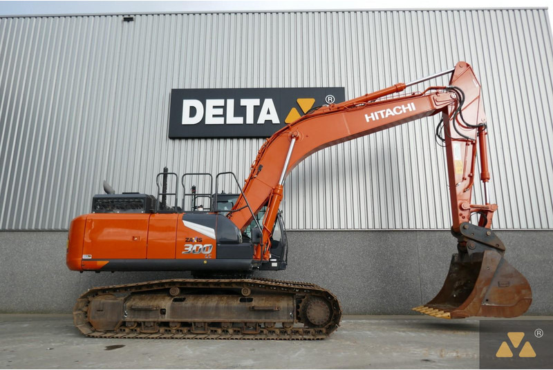 Hitachi ZX300LC-7 - Bager guseničar: slika 2 Hitachi ZX300LC-7 - Bager guseničar: slika 2