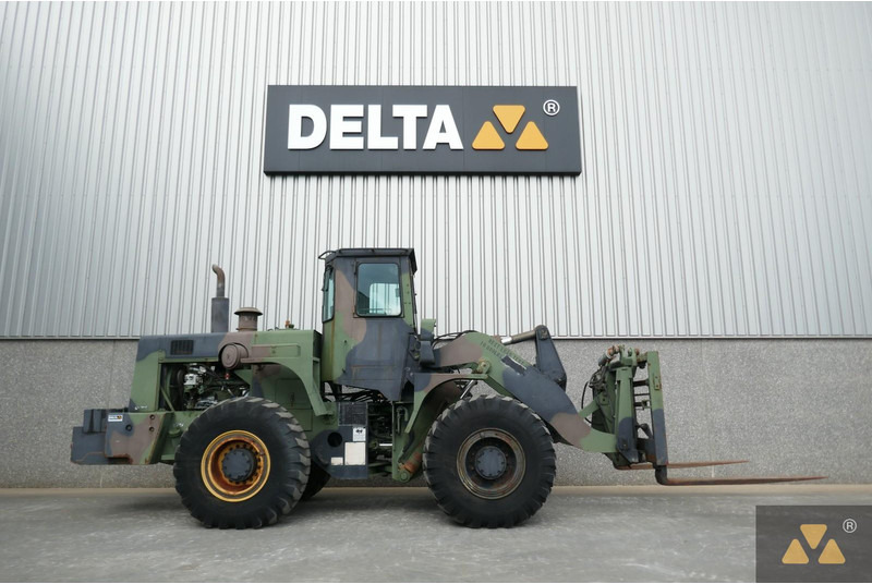 Komatsu 540 Ex-army - Utovarivač točkaš: slika 2 Komatsu 540 Ex-army - Utovarivač točkaš: slika 2