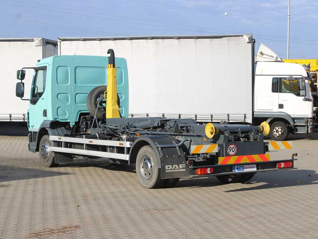 DAF LF 180 FA, EURO 6, HOOK LOADER CONTAINER - Kamion sa hidrauličnom kukom: slika 5 DAF LF 180 FA, EURO 6, HOOK LOADER CONTAINER - Kamion sa hidrauličnom kukom: slika 5