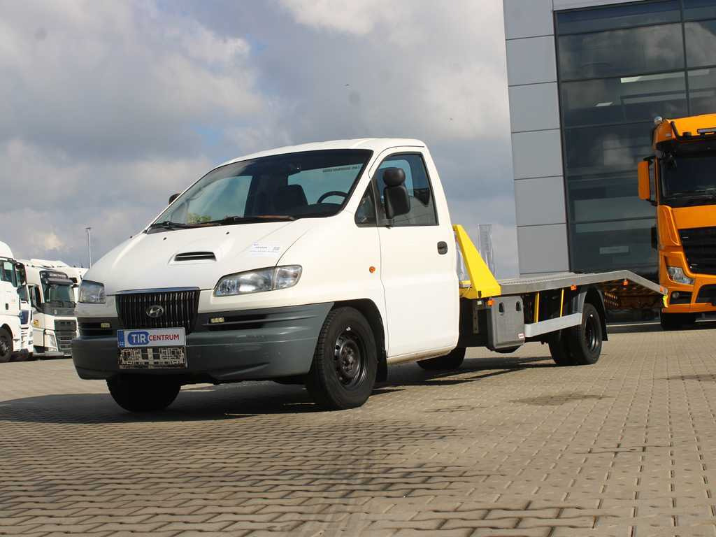 Hyundai H1 TRUCK, EURO 3, DRIVEWAYS, WINCH, TIRES 90% - Šlep vozilo: slika 1 Hyundai H1 TRUCK, EURO 3, DRIVEWAYS, WINCH, TIRES 90% - Šlep vozilo: slika 1