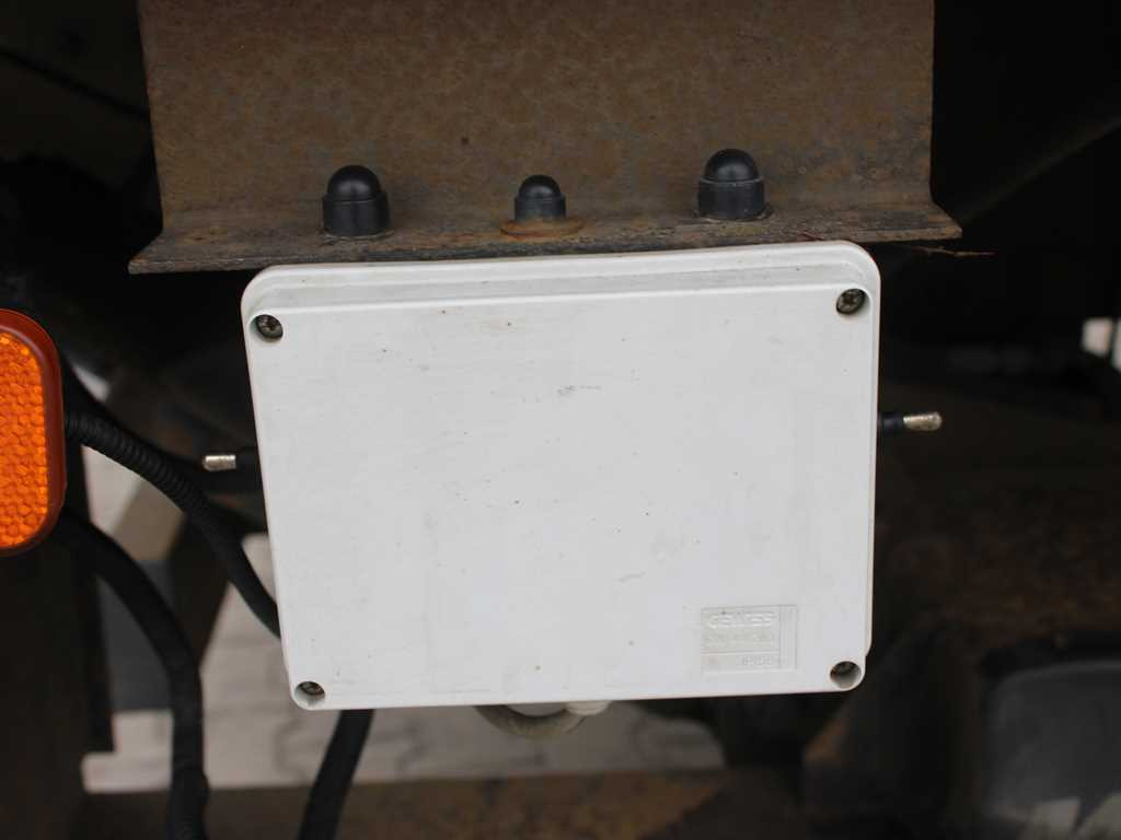 Kamion sa ceradom MAN LE 12.220, EURO 3, HYDRAULIC FRONT, TIRES 80%: slika 6
