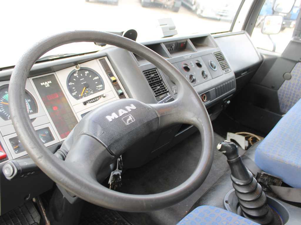 Kamion sa hidrauličnom kukom MAN LE 8.180, EURO 3, BEACONS, CONTAINER HOOK CARRIER: slika 10