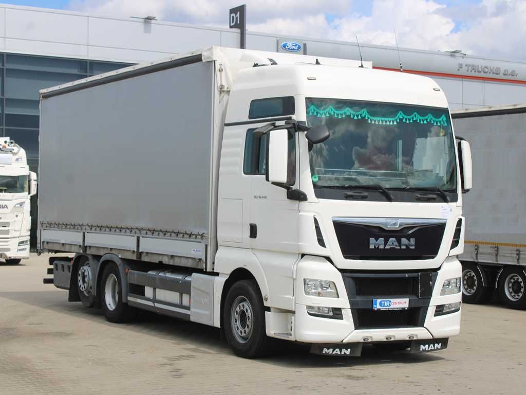 MAN TGS 26.440, 6X2, EURO 5, LIFTING AXLE + PV018H - Kamion sa ceradom: slika 2 MAN TGS 26.440, 6X2, EURO 5, LIFTING AXLE + PV018H - Kamion sa ceradom: slika 2