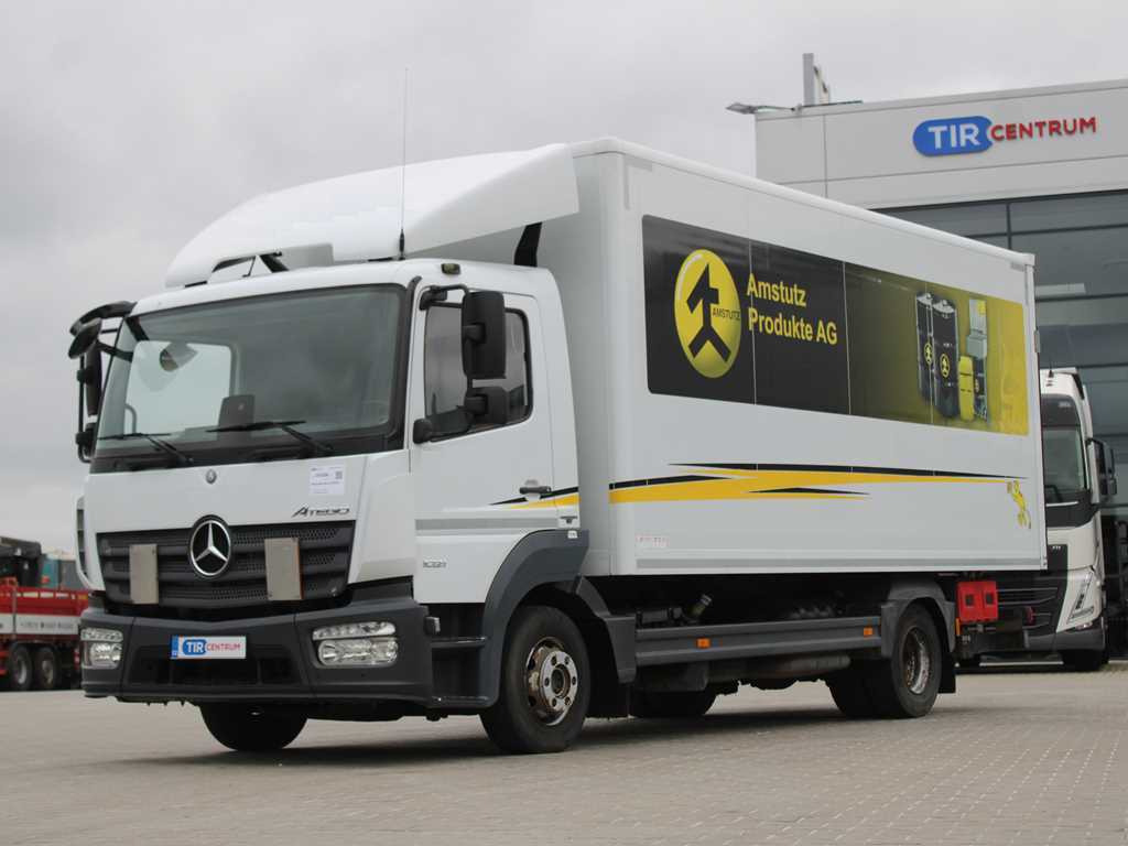 Mercedes-Benz ATEGO 1021, EURO 6, HYDRAULIC FRONT - Kamion sa zatvorenim sandukom: slika 1 Mercedes-Benz ATEGO 1021, EURO 6, HYDRAULIC FRONT - Kamion sa zatvorenim sandukom: slika 1