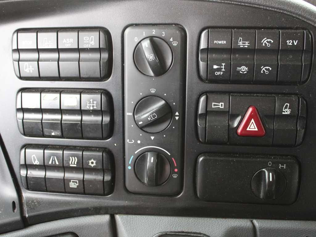 Kamion za prevoz automobila Mercedes-Benz Actros 1844, EURO 5EEV + KÄSSBOHRER METAGO (2006: slika 15