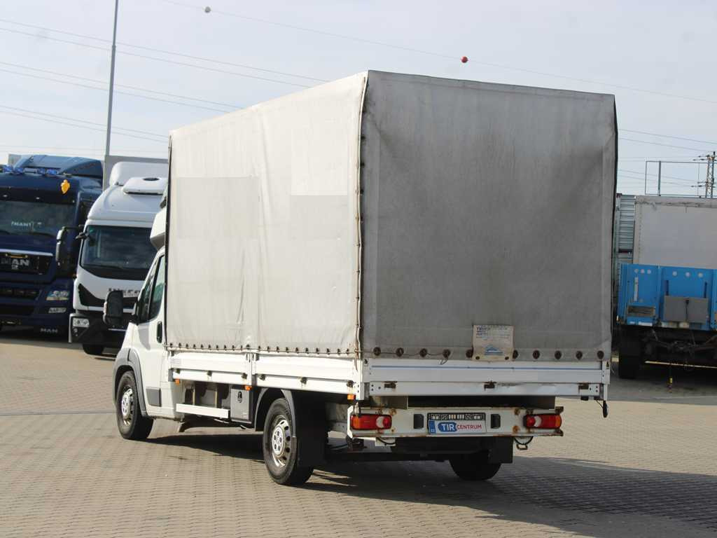 Peugeot Boxer, EURO 6, SIDE PANEL, TIRES 80% - Dostavno vozilo sa ceradom: slika 5 Peugeot Boxer, EURO 6, SIDE PANEL, TIRES 80% - Dostavno vozilo sa ceradom: slika 5
