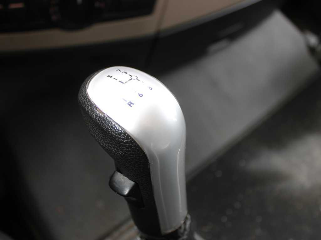 Tegljač MAN TGS 33.500, 6X6, EURO 6, RETARDER, PALFINGER HYDRAULIC ARM Q170Z96: slika 17 Tegljač MAN TGS 33.500, 6X6, EURO 6, RETARDER, PALFINGER HYDRAULIC ARM Q170Z96: slika 17