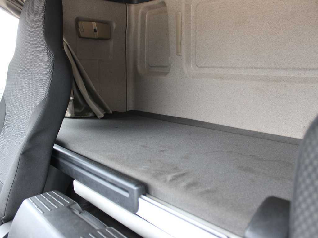 Tegljač MAN TGS 33.500, 6X6, EURO 6, RETARDER, PALFINGER HYDRAULIC ARM Q170Z96: slika 18 Tegljač MAN TGS 33.500, 6X6, EURO 6, RETARDER, PALFINGER HYDRAULIC ARM Q170Z96: slika 18