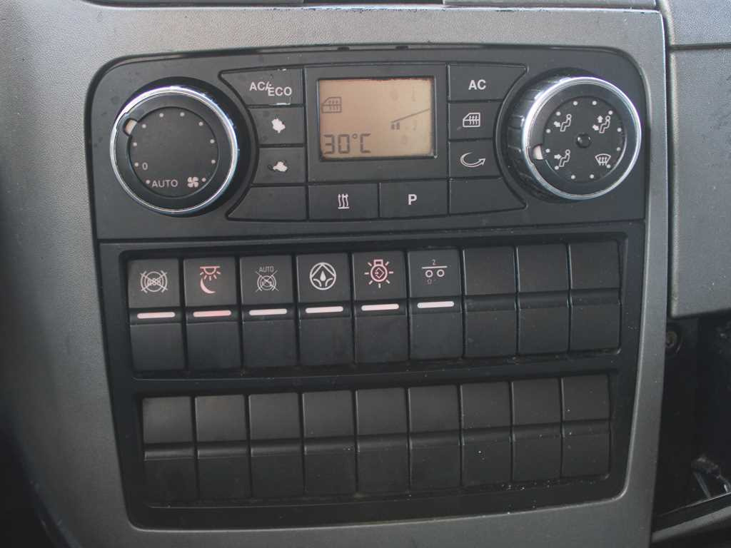 Tegljač MAN TGX 18.440, EURO 5: slika 11 Tegljač MAN TGX 18.440, EURO 5: slika 11