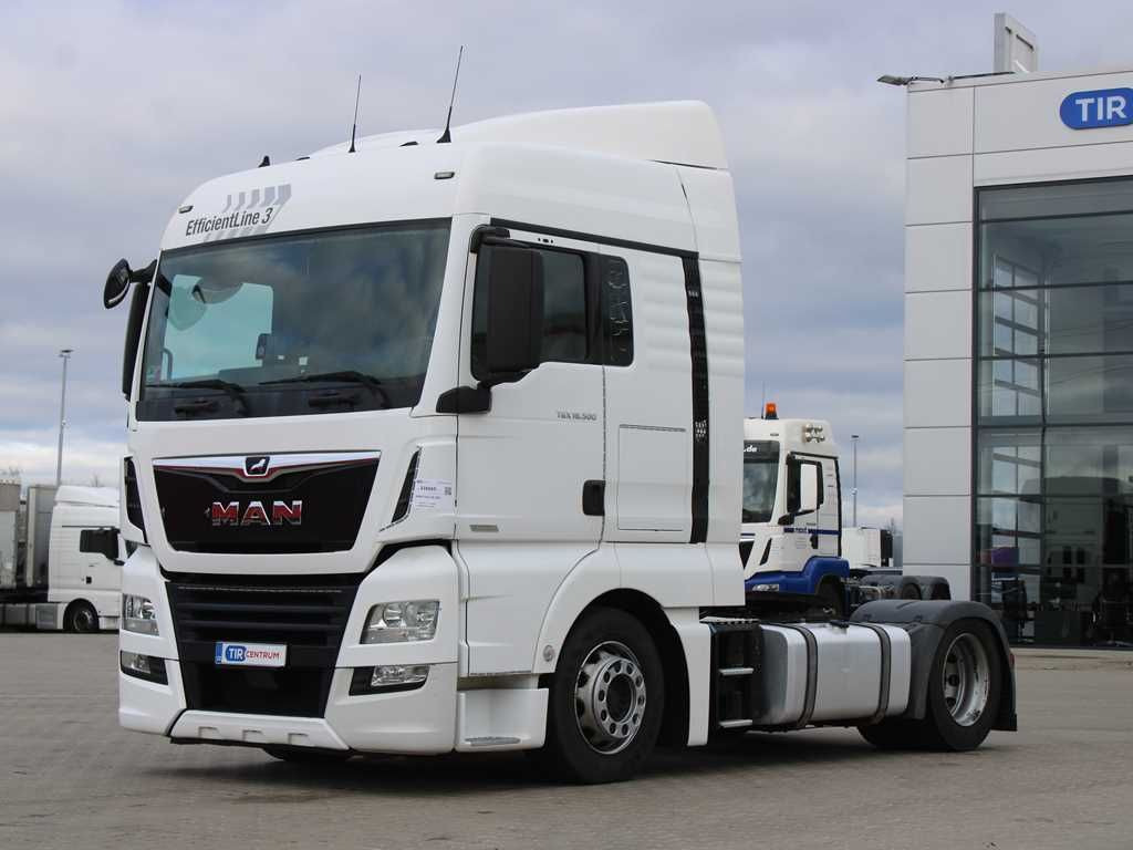 MAN TGX 18.500, EURO 6, LOWDECK, SERVICE BOOK - Tegljač: slika 1 MAN TGX 18.500, EURO 6, LOWDECK, SERVICE BOOK - Tegljač: slika 1