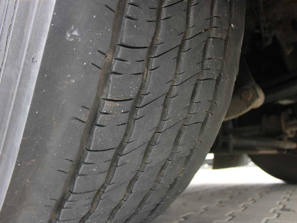 Tegljač Renault MAGNUM 440.18, EURO 3: slika 18 Tegljač Renault MAGNUM 440.18, EURO 3: slika 18