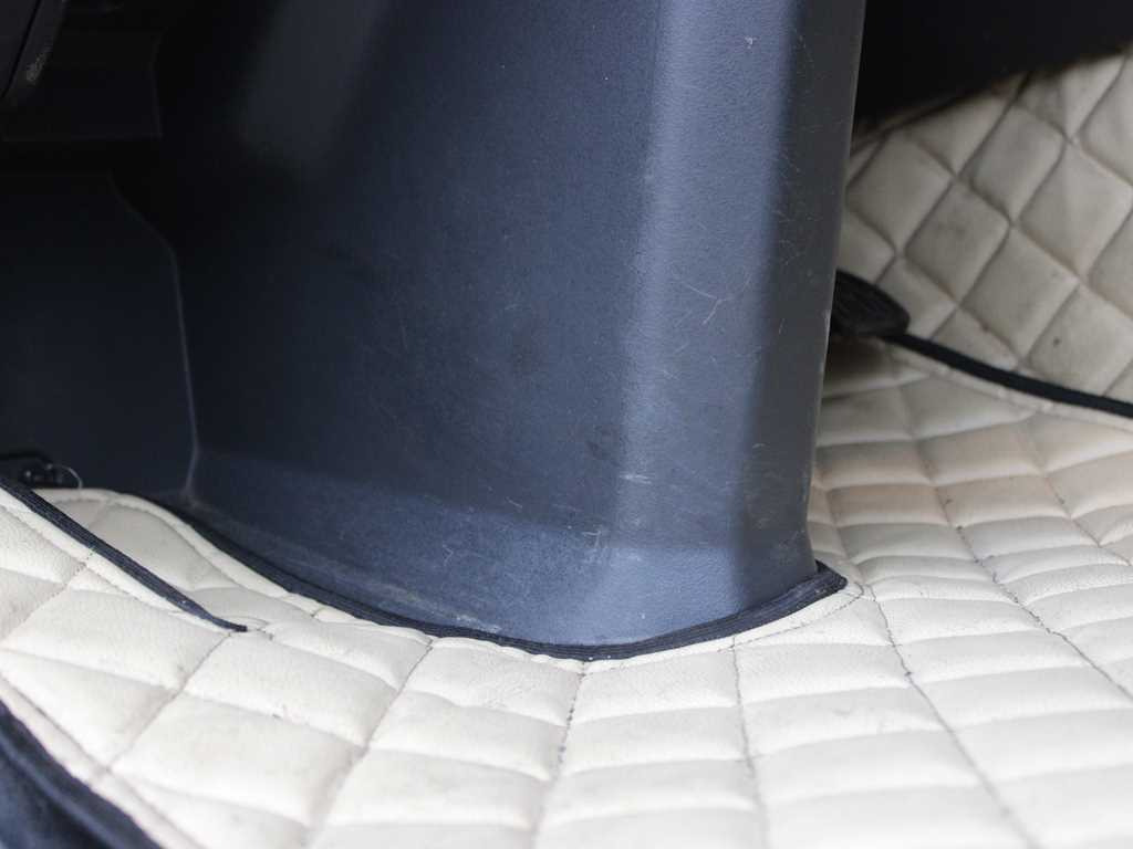 Tegljač Renault T 460, EURO 6, LOWDECK, AIR SUSPENSION: slika 8 Tegljač Renault T 460, EURO 6, LOWDECK, AIR SUSPENSION: slika 8