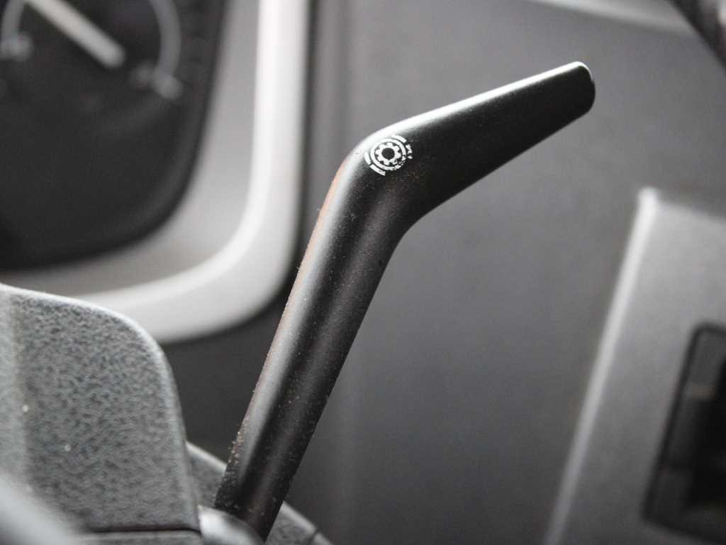 Tegljač Renault T 460, EURO 6, LOWDECK, AIR SUSPENSION: slika 11 Tegljač Renault T 460, EURO 6, LOWDECK, AIR SUSPENSION: slika 11