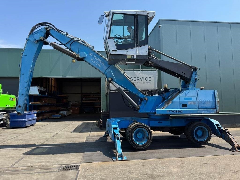 Fuchs MHL 320 - Bager za obradu otpada/ Industrije: slika 1 Fuchs MHL 320 - Bager za obradu otpada/ Industrije: slika 1