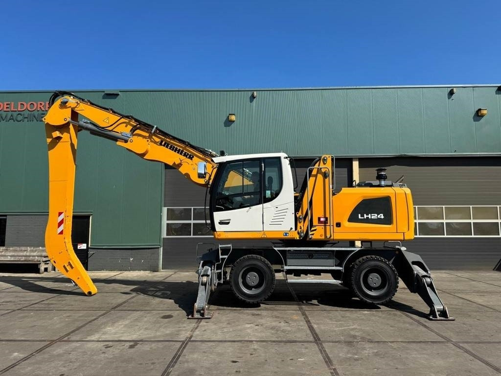 Bager za obradu otpada/ Industrije Liebherr LH 24 M: slika 7